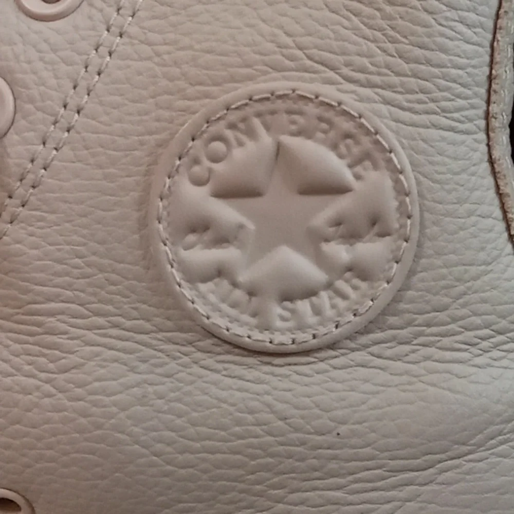 Converse CTAS Platform Sneaker - Picture 8 of 12